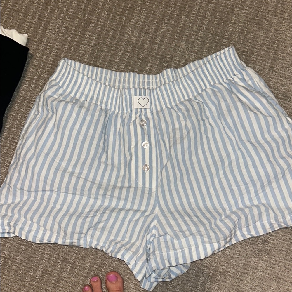 Heart Patterned Blue and White Women's Shorts